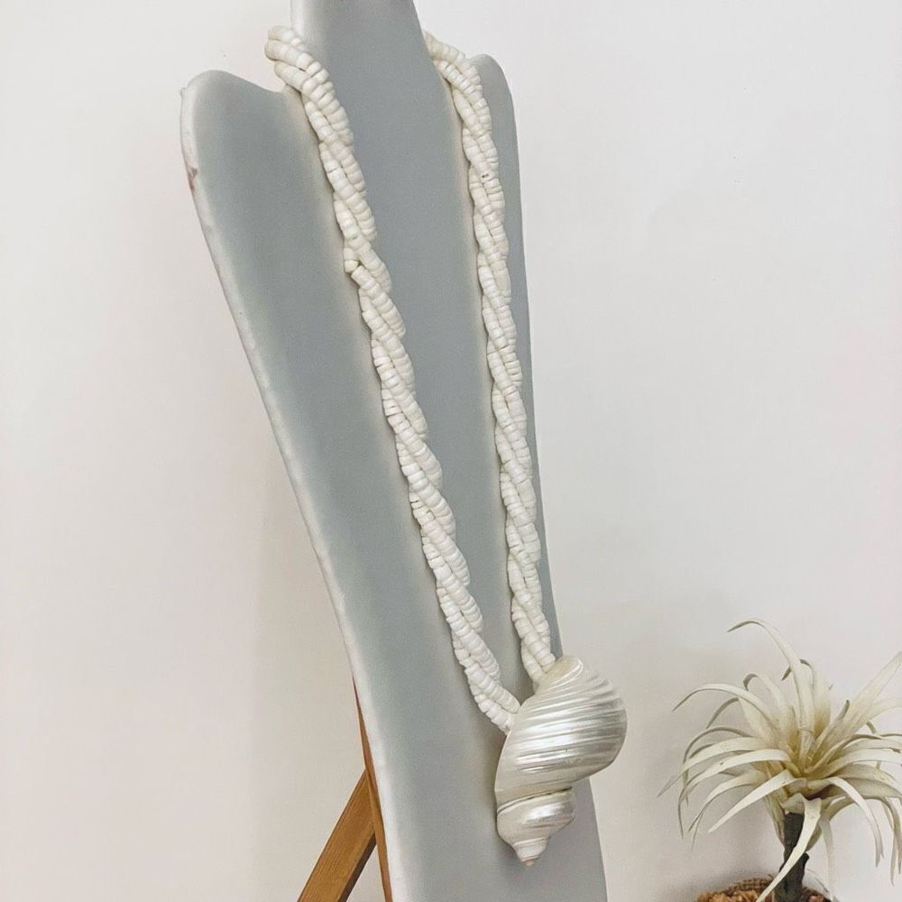 Gorgeous Ivory white off Pearl Natural Seashell Sea  Shell 12” Drop Necklace - Picture 3 of 12